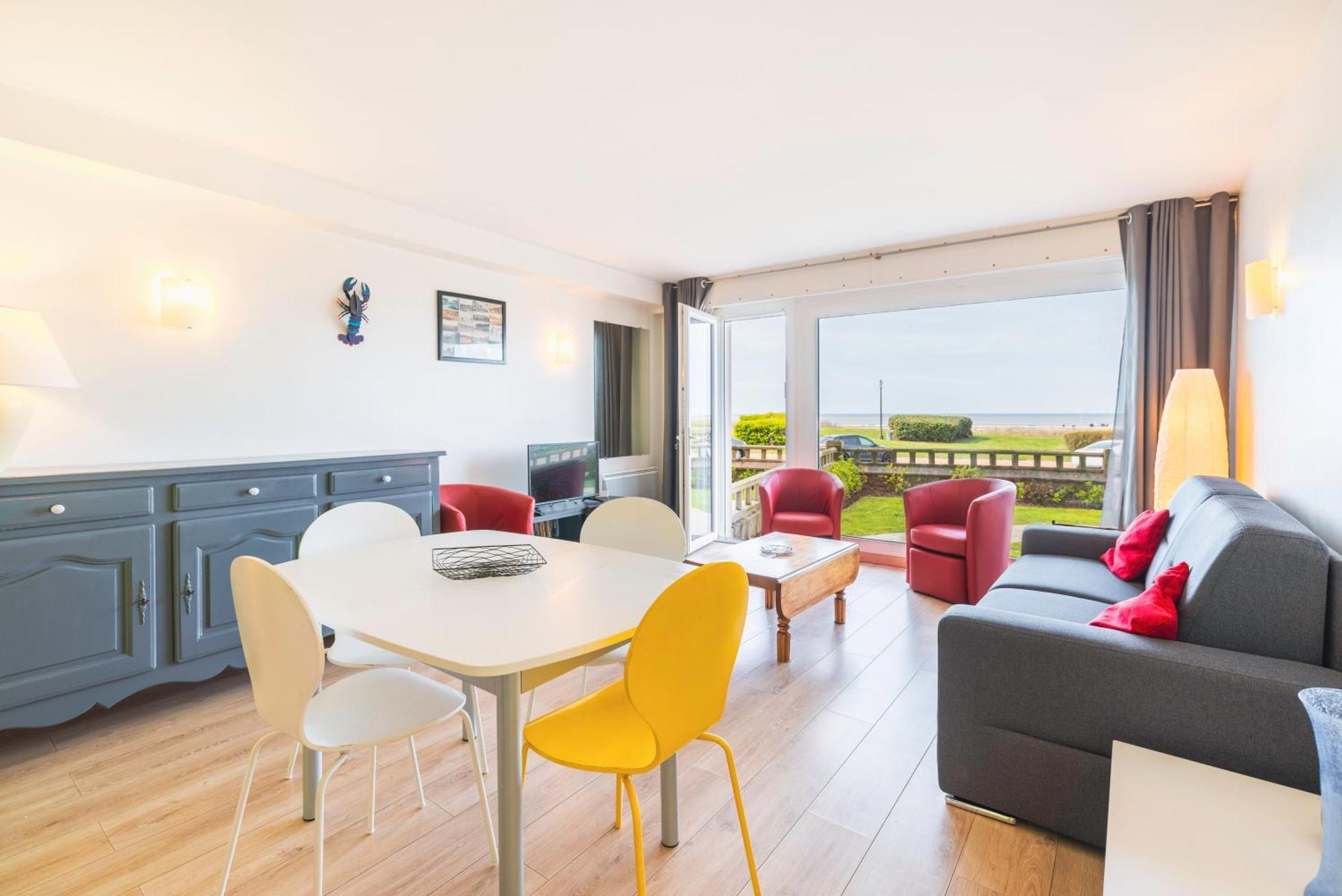 Appartement Spacieux Pour 6, Front De Mer, Centre *